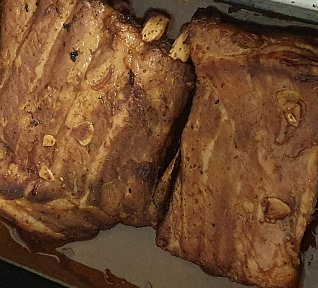 Vepřová žebra s medovou-chilli marinádou