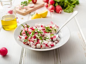 Ředkvičkový salát III.