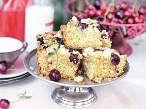 Třešňové blondies