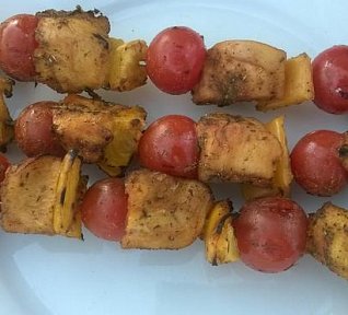 Kuřecí kari špízy