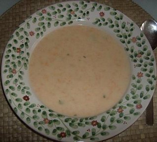Mrkvová polévka s bramborem Mrkvová polévka s bramborem
