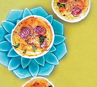 Zapečené brambory se smetanou a parmazánem