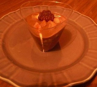 Kakaový pudinkový krém s dušenými jablky