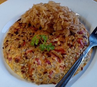 Kroupy se slaninou ala omeleta