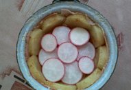 Zapečený bramborovo-ředkvičkový hermelín