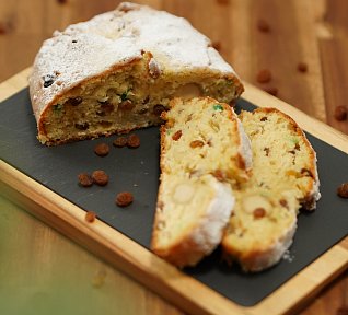 Štola s marcipánem