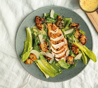 Salát Caesar s kuřetem