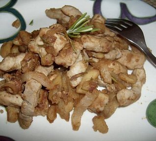 Vepřové nudličky s kaštany a rozmarýnem