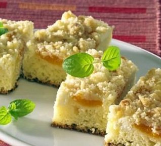 Tvarohový koláč s příchutí meruněk