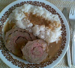 Šťavnatá hovězí roláda s mletým masem