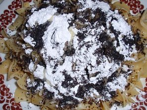 Sladké nudle s mákem