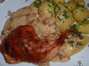 Hříbkové kuře (králík) v sýrovém výpeku