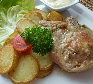 Vepřové kotlety plněné drůbežími játry