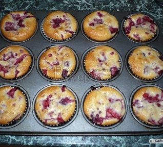 Malinovo-jahodové muffiny