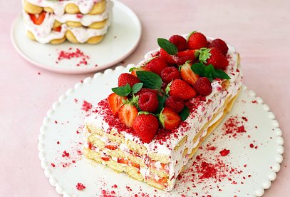 Letní tiramisu s jahodami a malinami