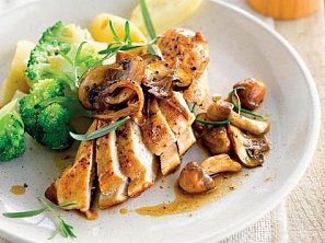 Bramborový salát s kuřetem