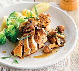 Bramborový salát s kuřetem