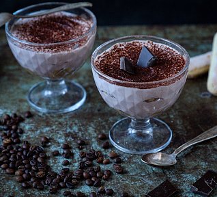 Tvarohovo-jogurtový dezert à la tiramisu