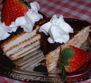 (nejen) Jahodovo-tvarohový dezert z máslových sušenek