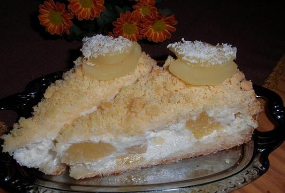 "Piña Colada" ananasovo-kokosové řezy (dort)