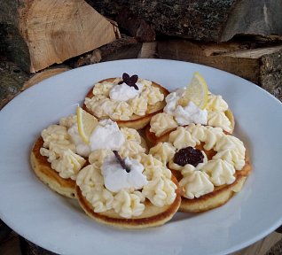 Lívance s citronovým /pomerančovým krémem