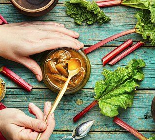 Rebarborová zavařenina