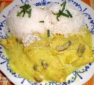 Kuřecí medailonky na kari s pórkem