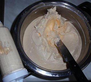 Vařený krém na dorty, řezy, cukroví