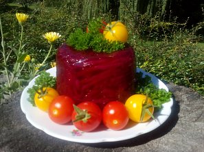 Aspik s červenou řepou