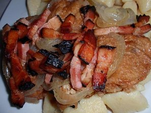 Česnekové řízky nakládané ve vývaru Česnekové řízky nakládané ve vývaru