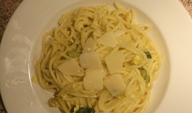 Vegetariánské špagety carbonara