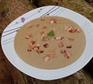 Žampionový krém se slaninou