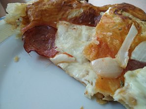 Pizza z listového těsta Pizza z listového těsta