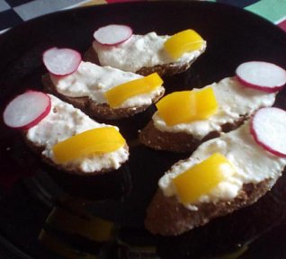 Sýrová pomazánka s česnekem