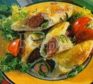 Párky v listovém těstě