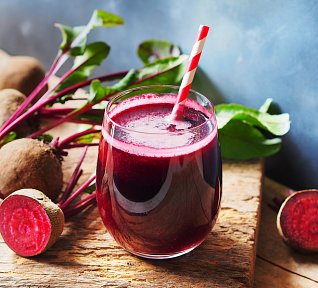 Smoothie z červené řepy a zázvoru