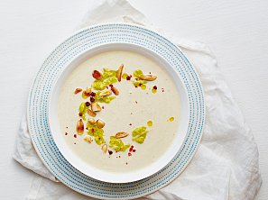 Chřestová polévka s pestem