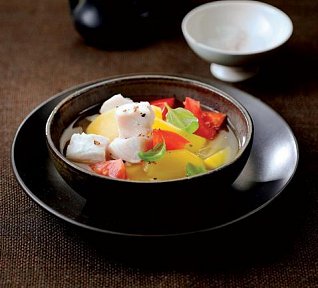 Zeleninový vývar s rybou