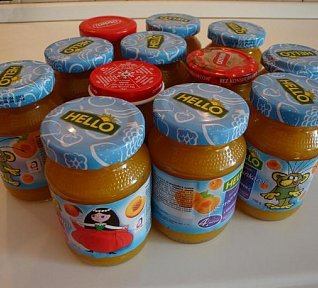 Přesnídávka s ovocem a cuketou