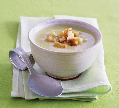 Brokolicová polévka se smetanou