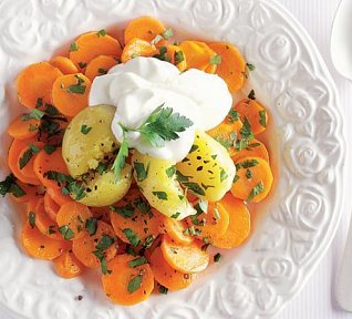 Dušená karotka na másle s petrželí