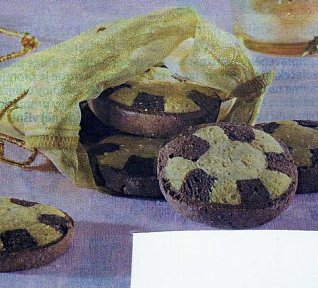 Dvoubarevné perníkové sušenky Dvoubarevné perníkové sušenky