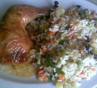 Pečené kuřecí se zeleninovou rýží