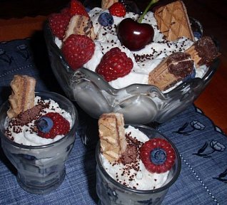 Ovocný pohár s mascarpone