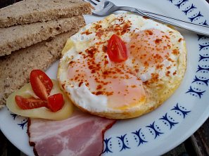 Uzená snídaňová vejce