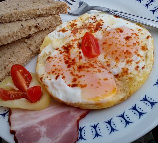 Uzená snídaňová vejce