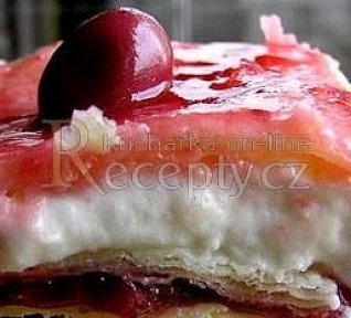 Šlehačkové řezy s višněmi Šlehačkové řezy s višněmi