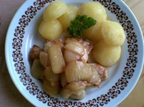 Kuře s jablky a karamelem