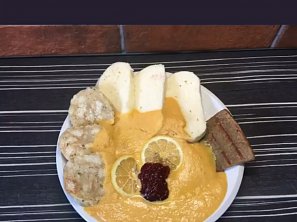 Veganská svíčková s robi plátkem