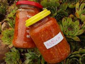 Adžika - zeleninová pasta Adžika - zeleninová pasta